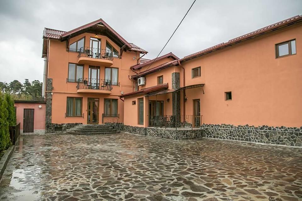 Anadi Hotel Boutique Only Adult Brasov Luaran gambar